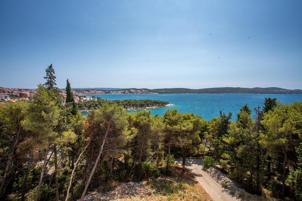 Villa Fani - Apartments In Trogir Exteriör bild