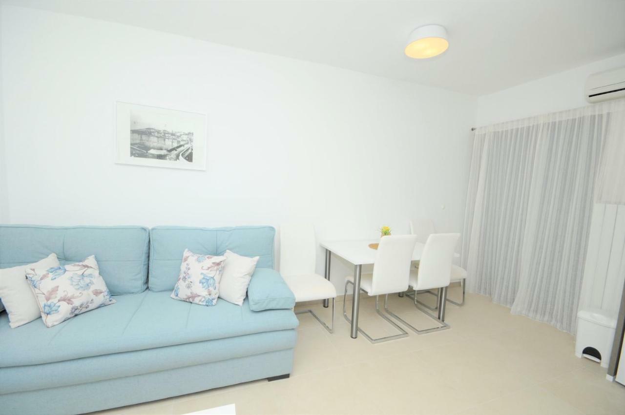 Villa Fani - Apartments In Trogir Exteriör bild